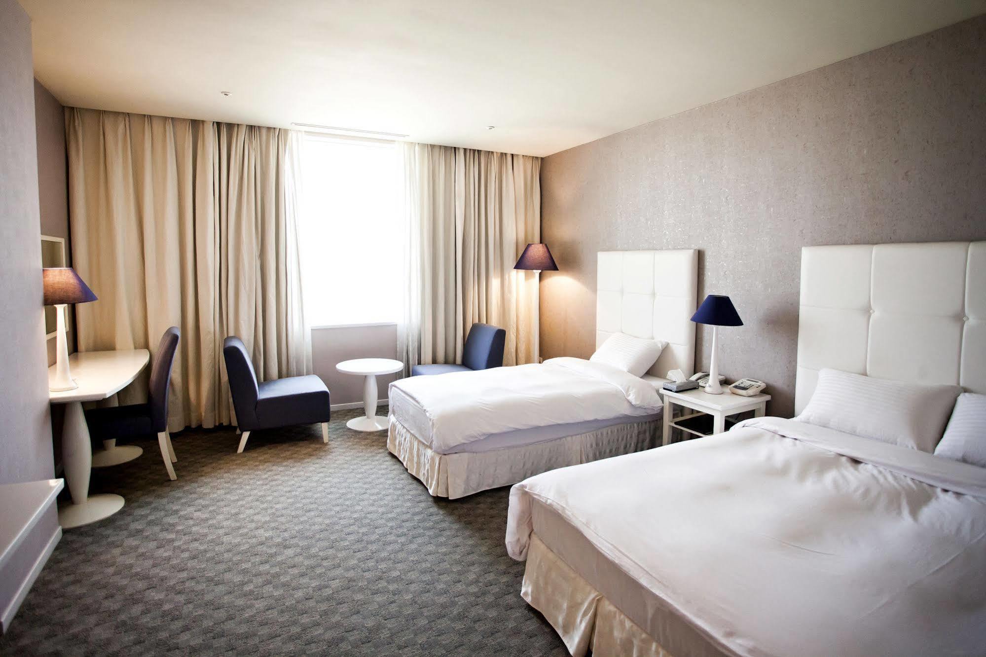 Airport Daegu Hotel Exterior foto